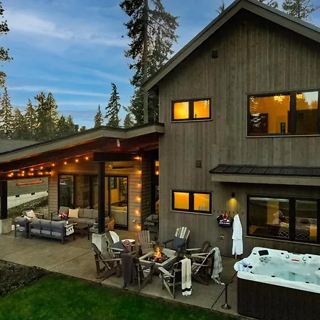 5 King Beds! Golf Course View On Huge Shaded Deck Villa